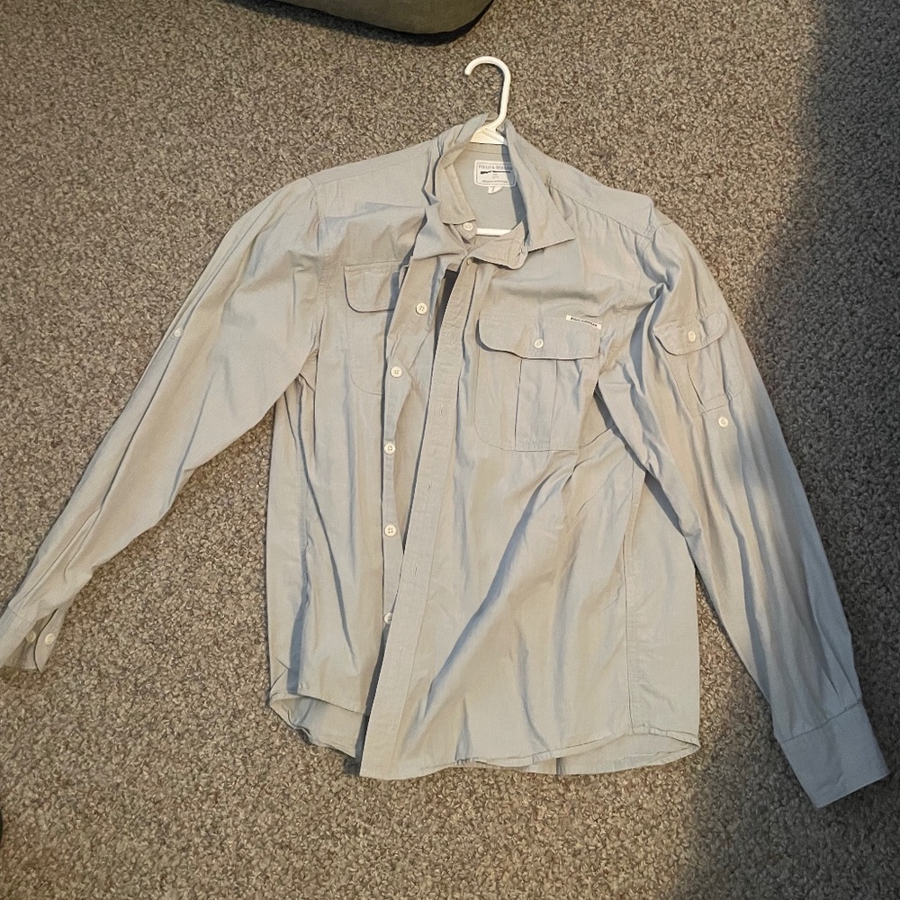 Women’s large blue long sleeve field and stream shirt